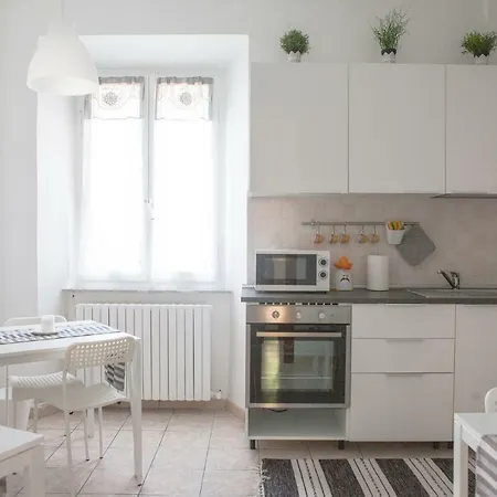 Apartment Cleo Limone *