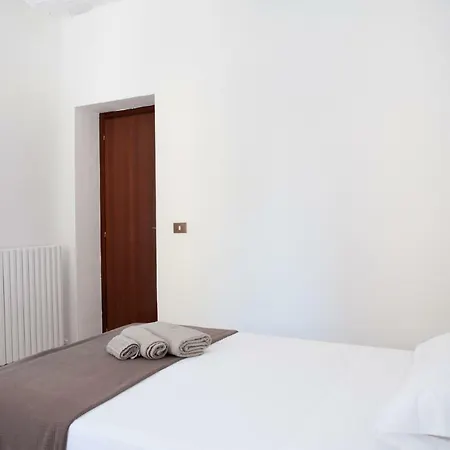 Apartment Cleo Iris Ancona