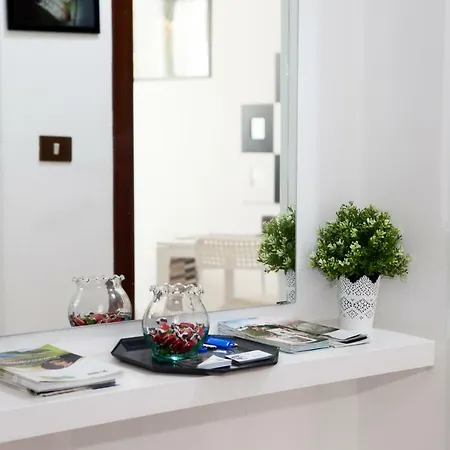 Cleo Iris * Ancona